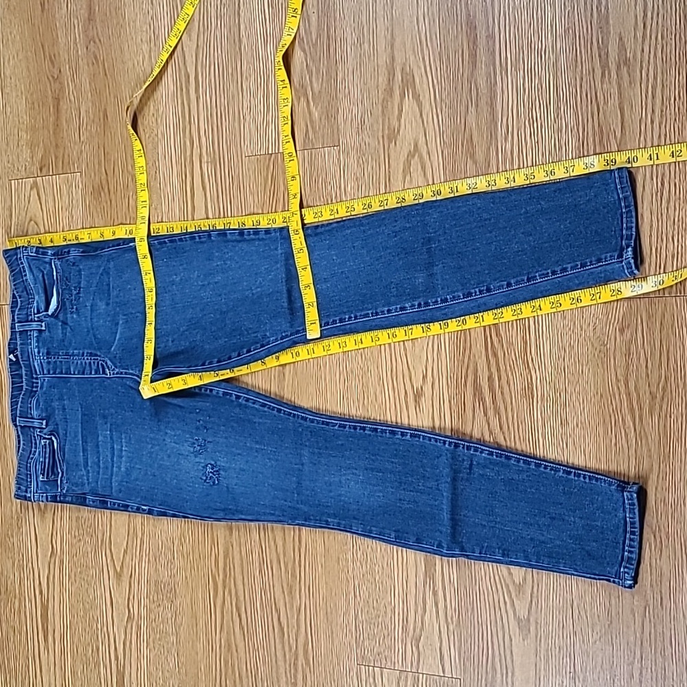 LEVEL 99 PRE-OWNED FADED DISTRESSED STRETCH GIRLS JEGGING JEANS